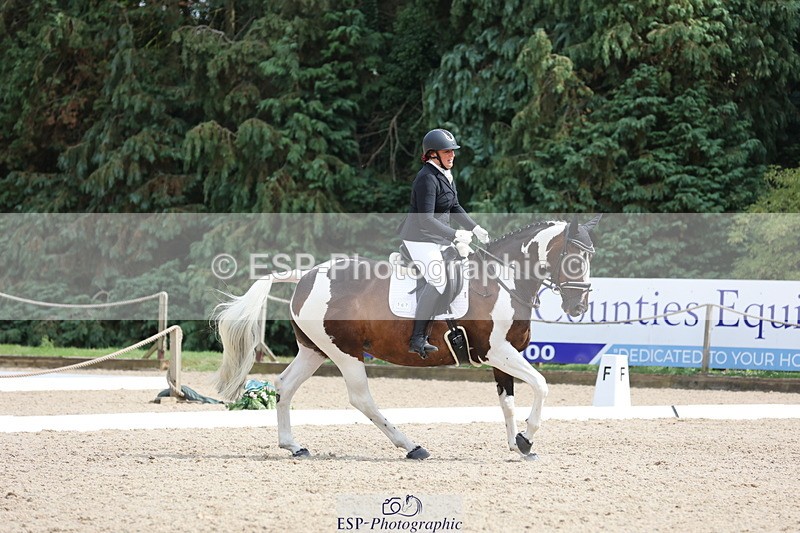 250718A-154207-02652 - 167-Leanne.Pike-Summerhill.orchard