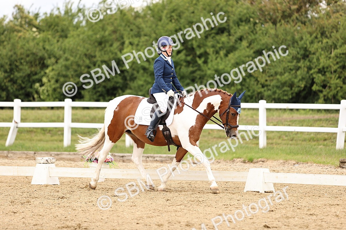 SBM_002853 - Class 2 - Novice 4 - 12.00-13.10
