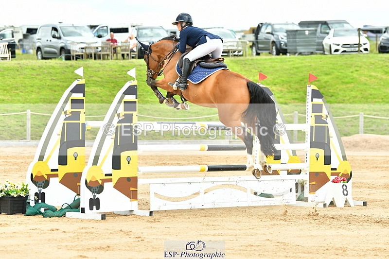 230720A-122420-02809 - Cls 33, 7 Yr Olds 1.30m