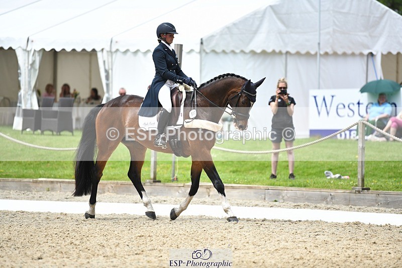 230525-132947-02181 - 117-J-Holly_Horton-WEDTrotUp+DR