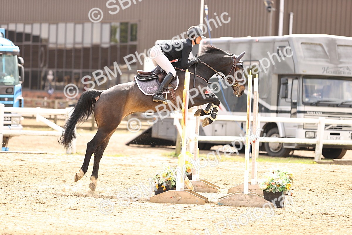 SBM_002037 - Class 10 - Senior British Discovery - 1.00m