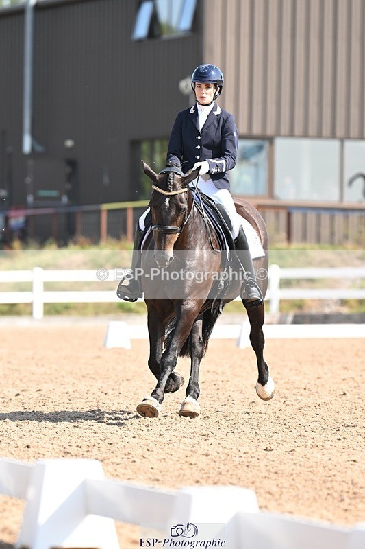 250816-104047-03448 - 074-Jessica.AllenHendrewen.Desert.Lady