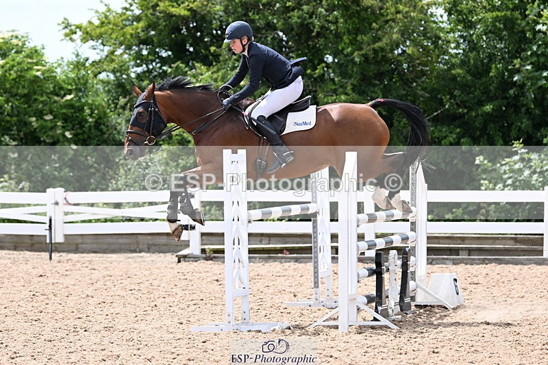 240619A-144536-00749 - Cls 4 Snr Newcomers and 1.10m Open