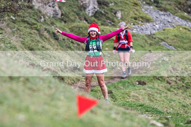 Litton-884 - Litton Christmas Cracker Fell Race (Limestone Series) Sunday 14th December 2025