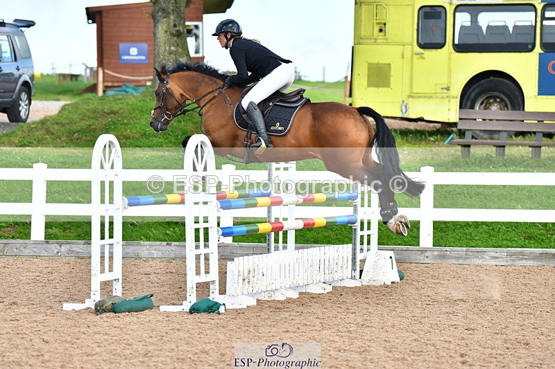 230819A-160324-01102 - Cls 33 1.05m Amateur Qualifier