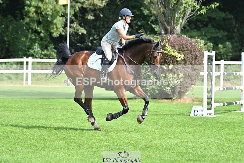 230909-124413-05528 - Cls 11 Snr Foxhunter & 1.20m Open