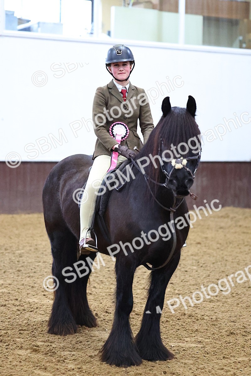 SBM_003213 - Class 35 - 60cm Training Stakes