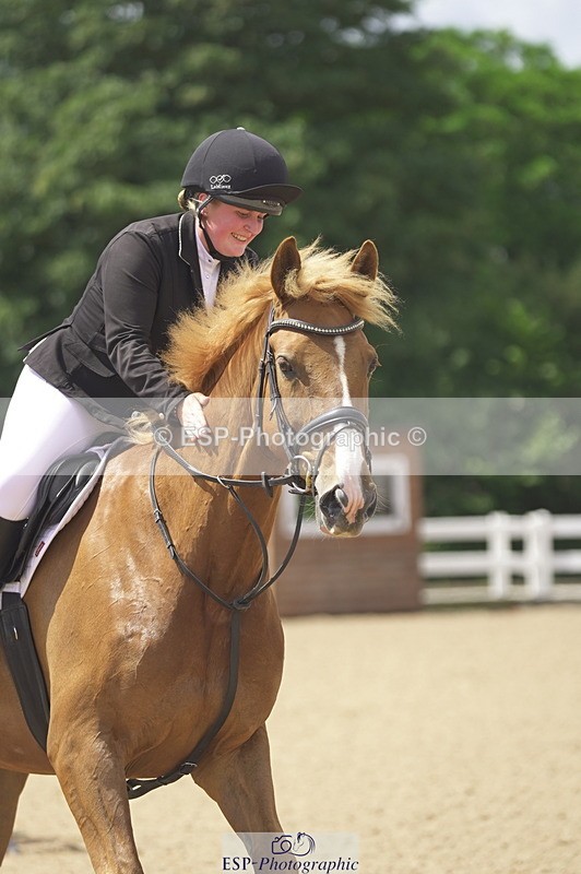 230729A-130754-06110 - Cls 22 85cm Amateur Quali