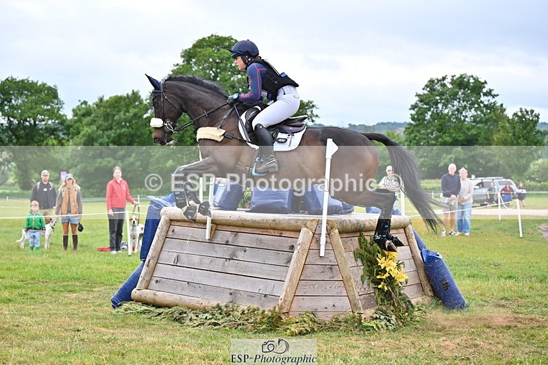 250524A-103530-09338 - A-060-Sophie.Wildern-CARTOON.HERO