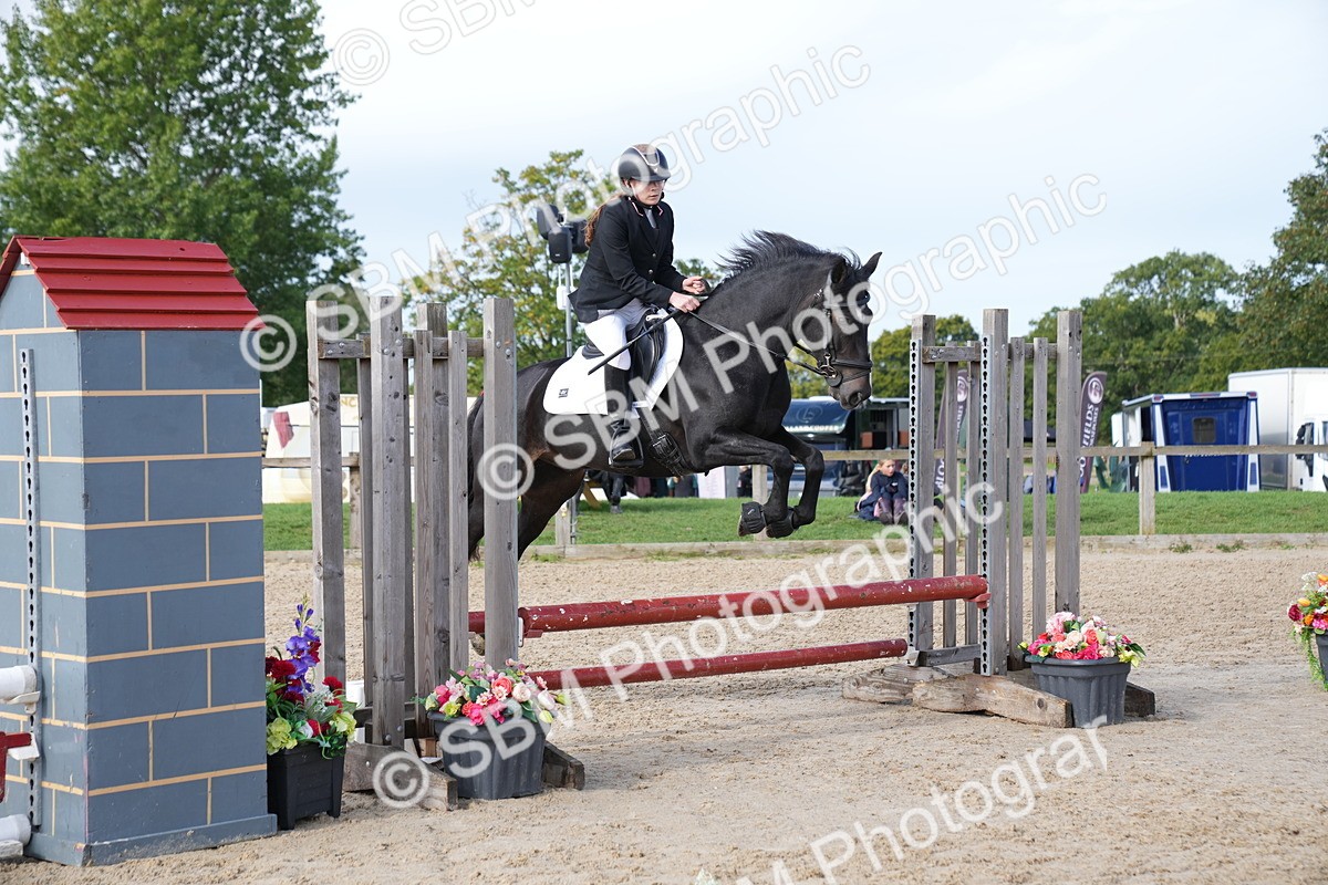 SBM_02601 - J55 - Clear Round 60cm