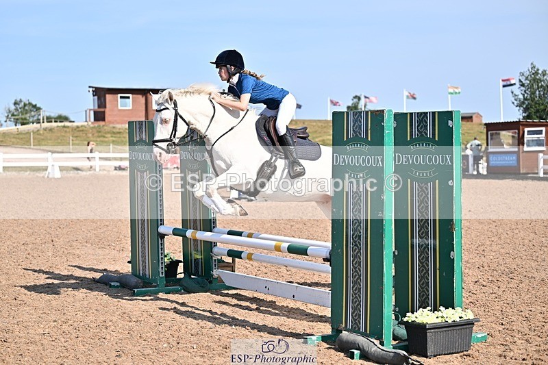 260714-171629-00180 - 70cm Classes