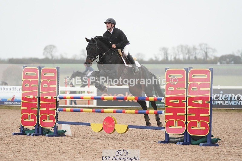 251107-123955-00761 - Cls 5 Newcomers and 1.10m Open