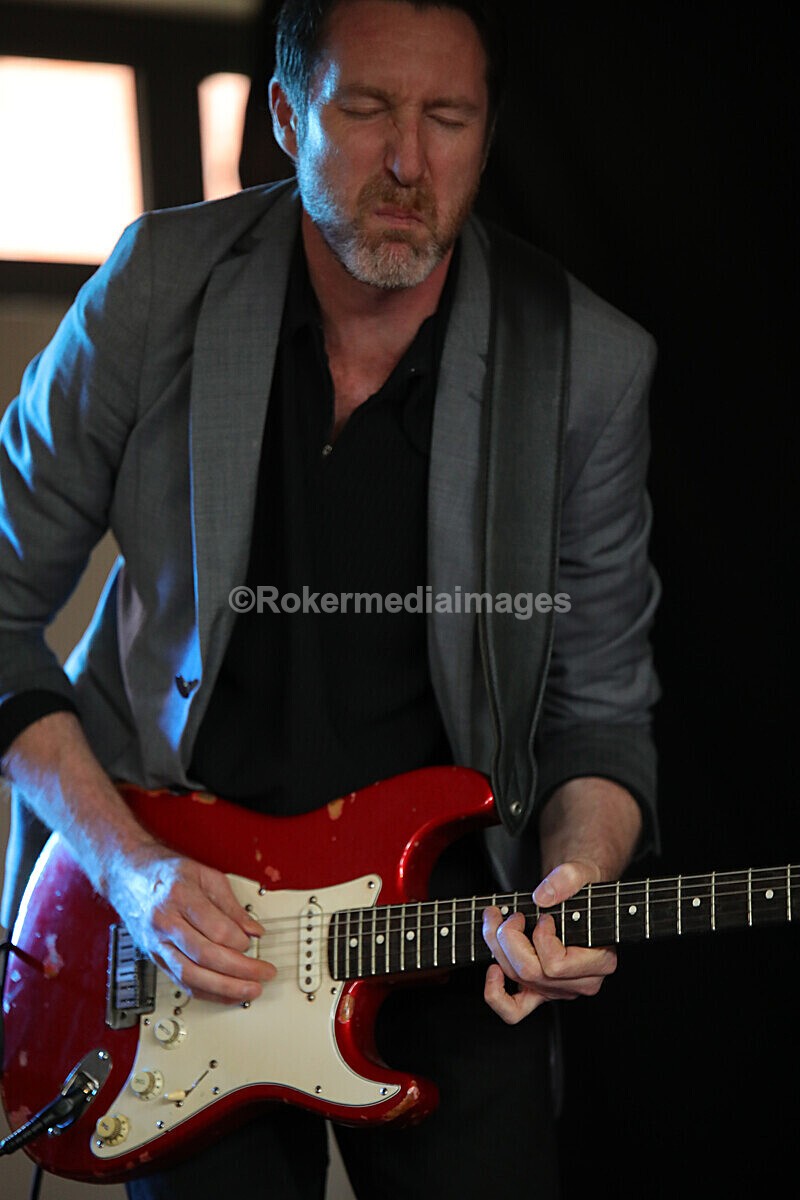 FOLK N BLUES-339 - FOLK and BLUES SEPT 2022