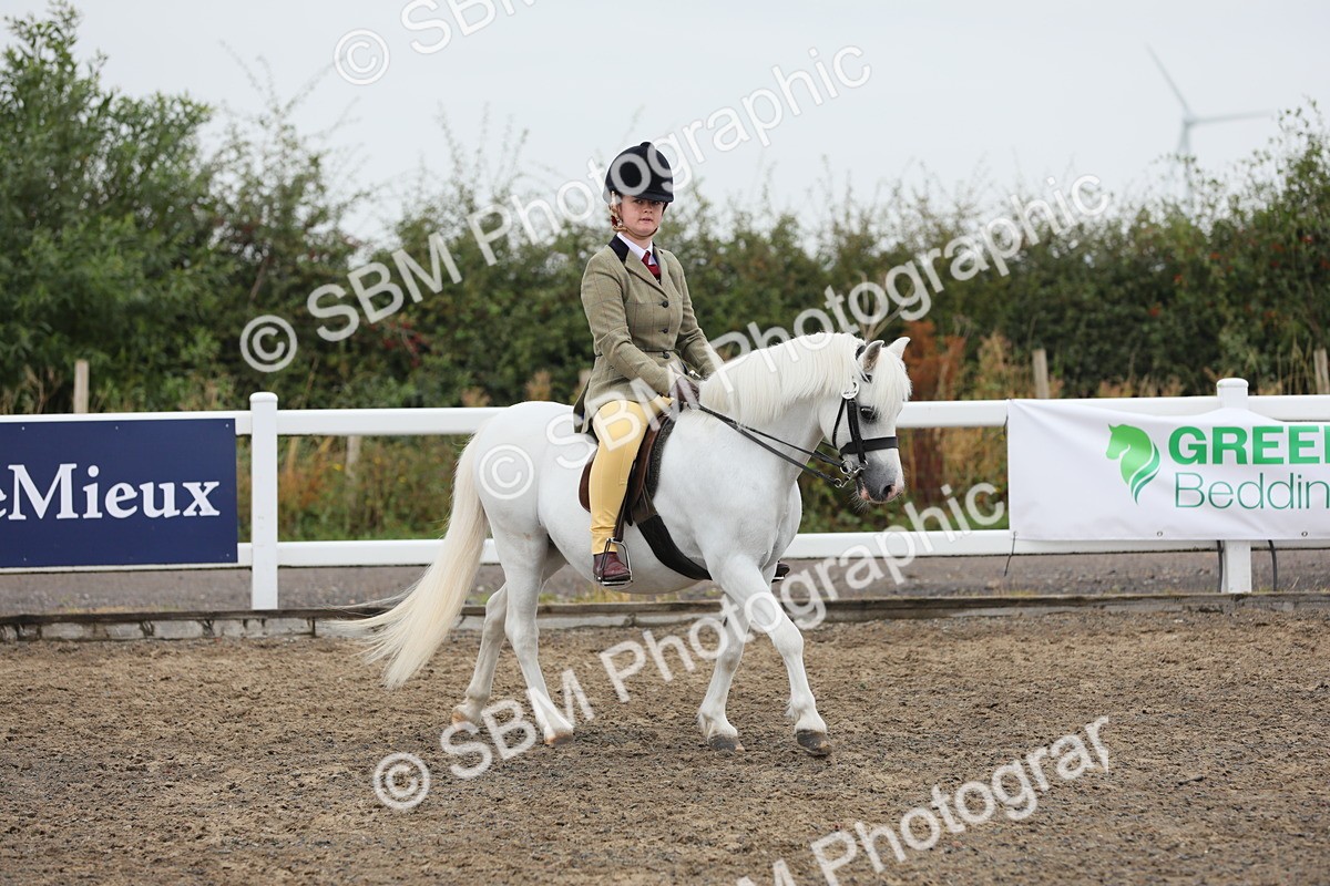 SBM_22268 - Class 807 - Young Rider 11 to 16 Yrs