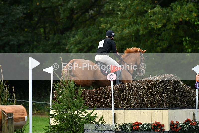 251025A-094338-15459 - D-321-Kirstie.Deakin-Main