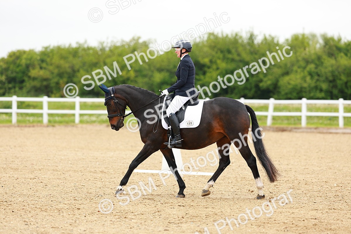 SBM_005064 - Class 15 - Novice 5