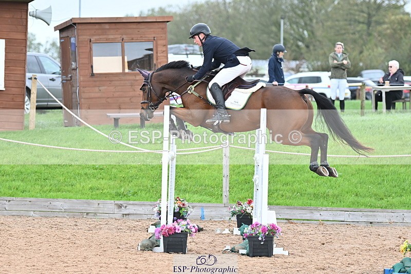 231013A-130502-02304 - Cls 8 Blue Chip Power Jump Off and Presentations