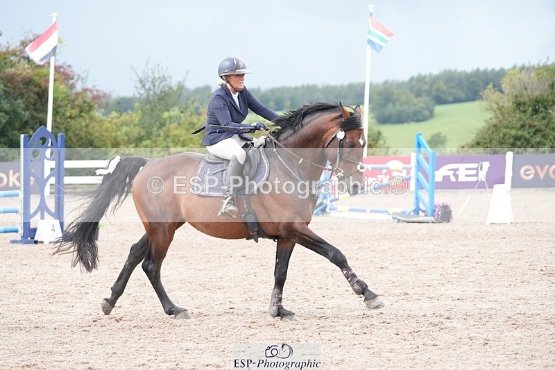 250911-122346-01227 - Cls 11 85cm Amateur Champ