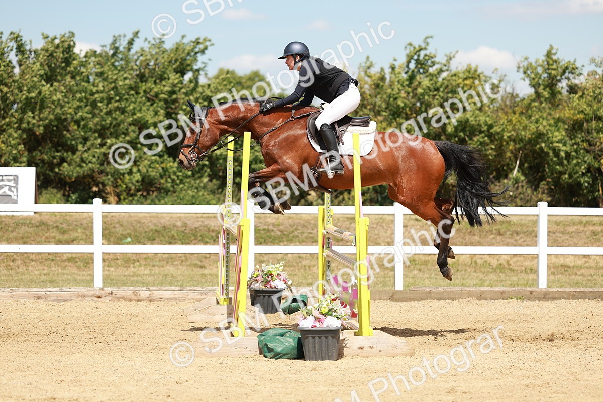 SBM_007721 - Class 3 - Senior Newcomers - 1.10m Open