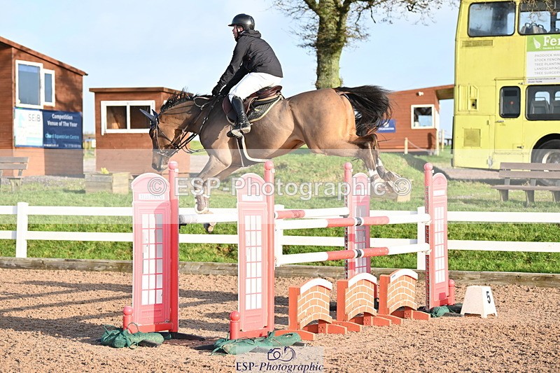 231209A-134653-01935 - Cls 15 National 1.30m & 1.40m