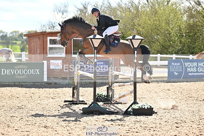 240419A-154046-08729 - Cls 14, 1 Star Bronze Tour 1.10m