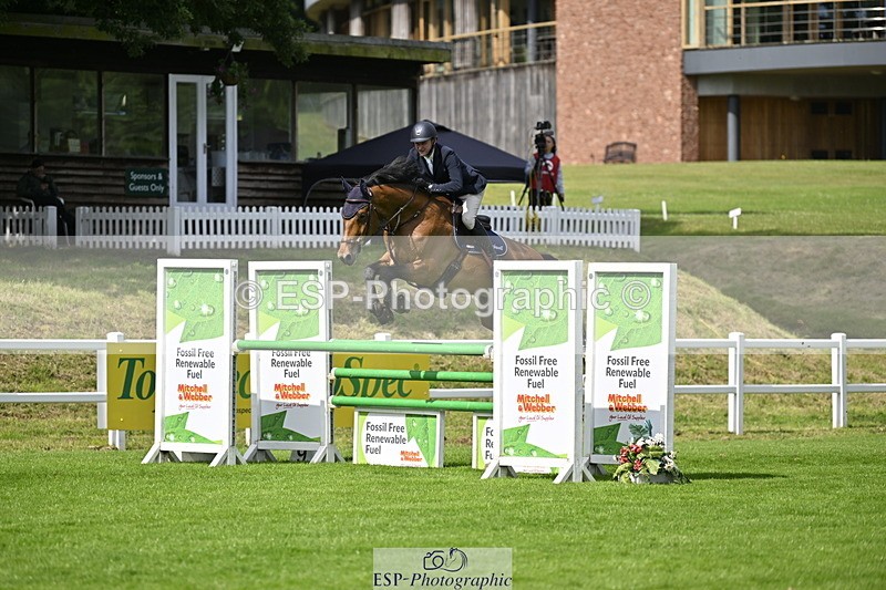 250613A-103003-00466 - Cls 1 Snr Newcomers and 1.10m Open