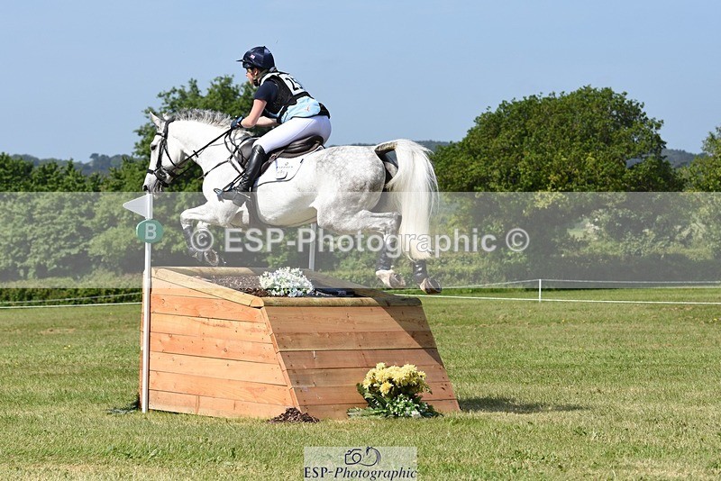 230527-104038-08707 - 259-KATE_BLUE-Millie_Juleff-XC