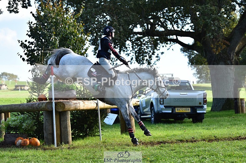 231022-113536-26075 - 254-WESTERN.OCALA-Charlotte.Keers-XC