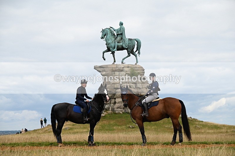 DSC_6347 - Time at Statue 12:17 to 12:44