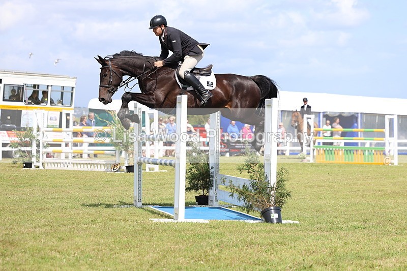 3E7A3094 - Class A: Showjumping Senior Open 1.25