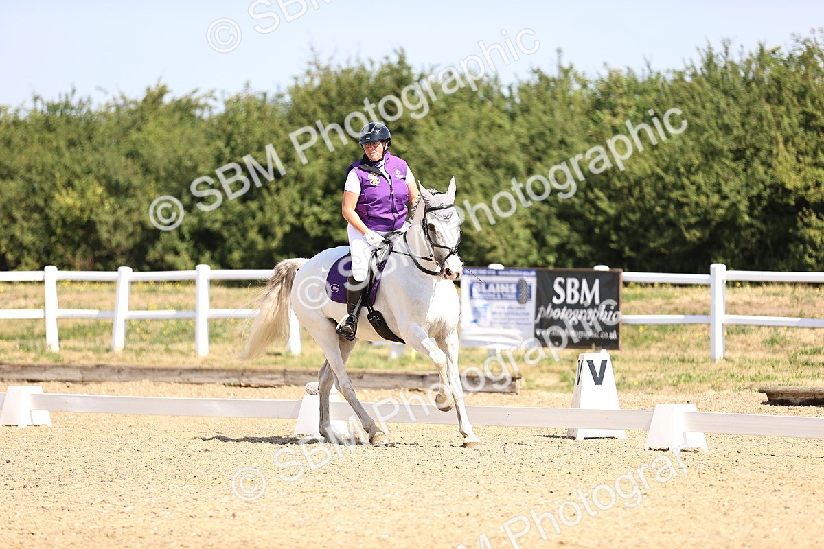 SBM_009339 - Novice 5 - 9.50-10.53