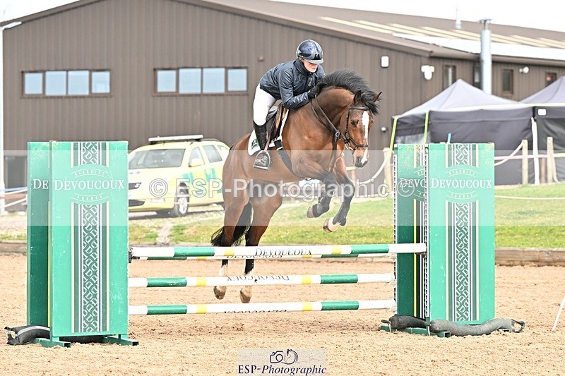 250416-094747-00108 - Cls 1 British Novice and 90cm