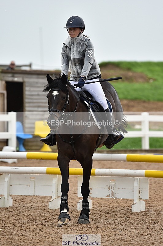 220829A-172720-00437 - 80cm Classes 5a 5b & 6