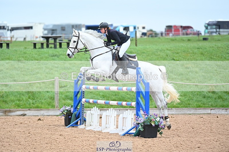 240316A-094101-02414 - Cls 13 Snr 1.05 and 1.10m Open