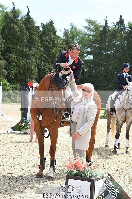 230528-133514-16009 - 3* Presentations