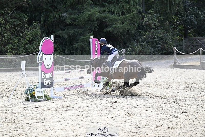 250823A-151533-32777 - WC Round 2 15.00 to 16.00