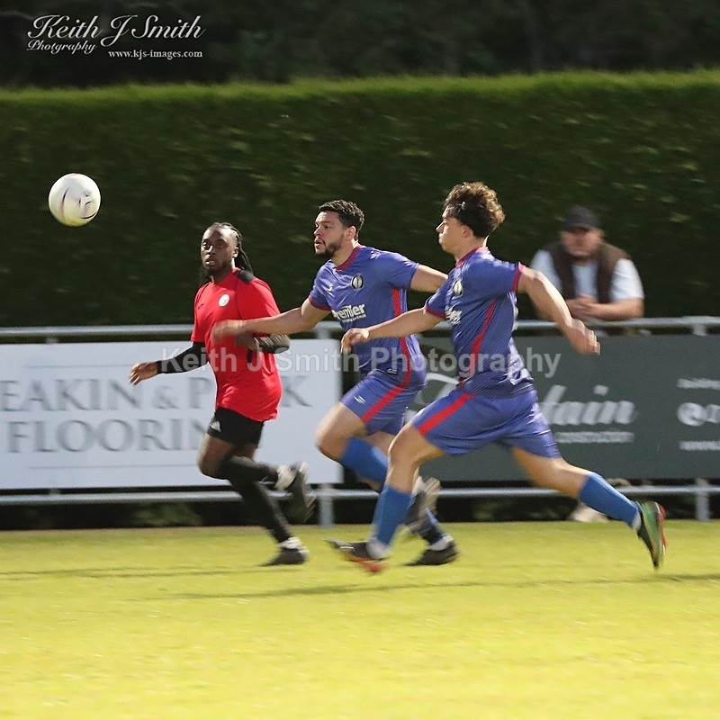 9KJS9527 - AFC Spinney Reserves vs Alba Eagles.