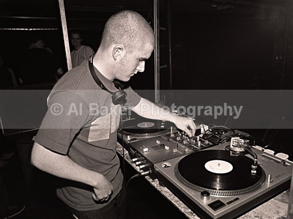 04 plus one - Crossed Wires @ planet k manchester 15.09.00