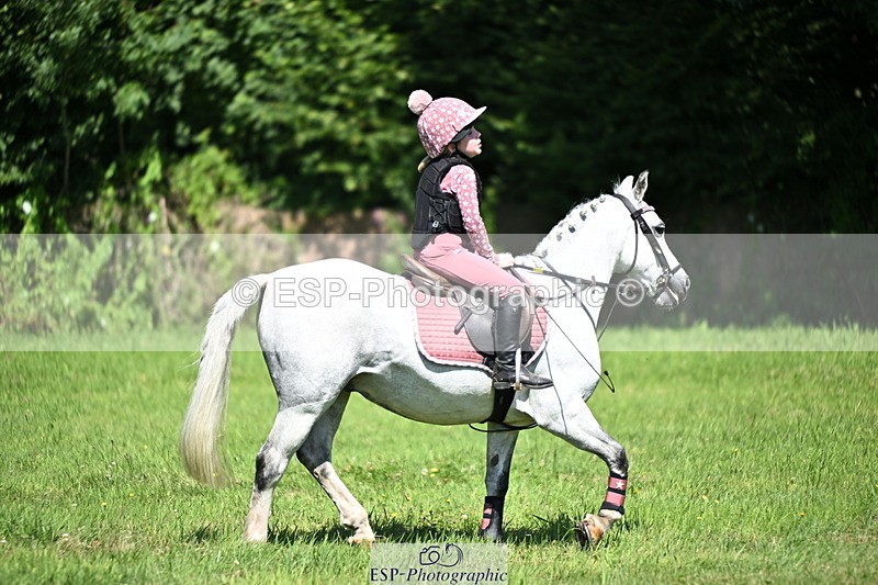 240729B-141633-02683 - Abbie's Group XC