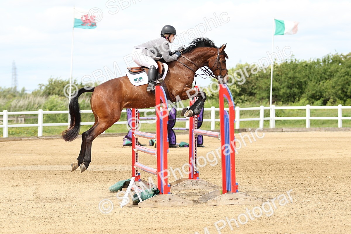 SBM_000899 - Class 4 - Senior Newcomers - 1.10m