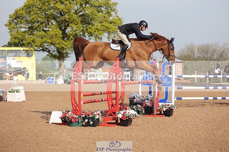 240511A-084140-10721 - Cls 32 Foxhunter