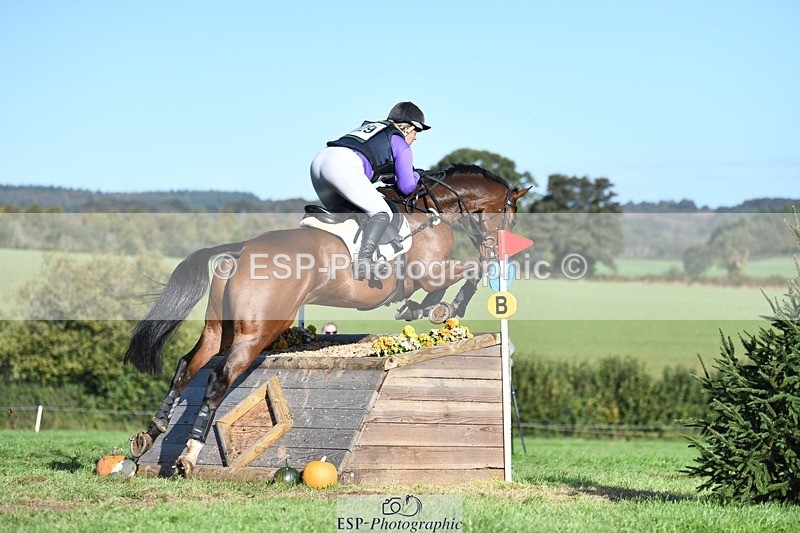 231022-110225-26165 - 229-HARTHILL.SAMBA-Charlotte.Rowe-XC