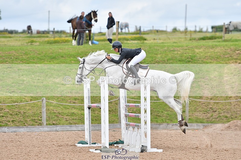 240609A-144347-06289 - Cls 19 Snr Foxhunter and 1.20m Open