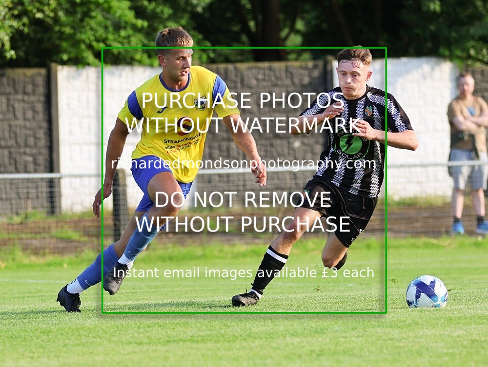 533A5329 - Kendal Town vs Kendal United