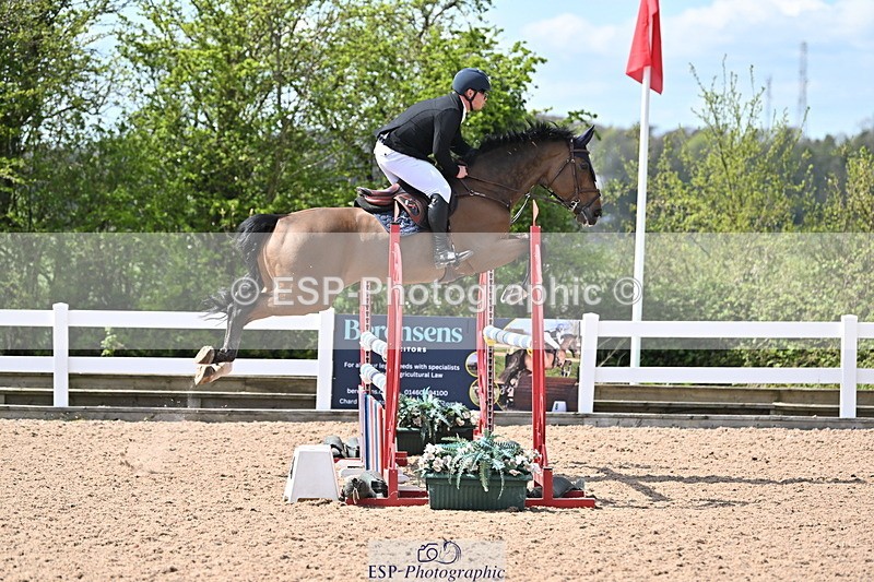 240418A-135356-03636 - Cls 13, 1 Star Bronze Tour 1.10m