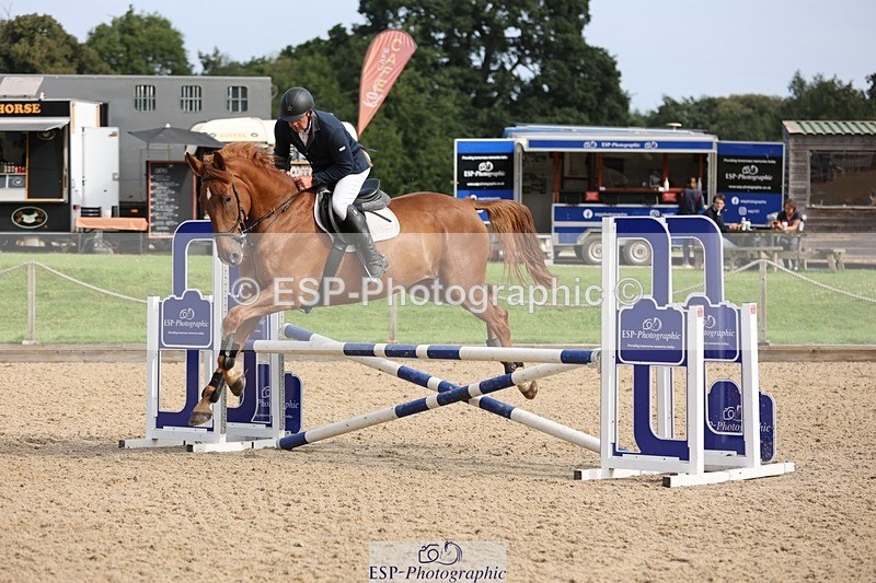 240817-095811-00472 - 02A Snr Brit Nov