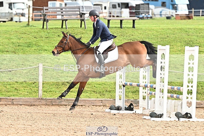 250416-093853-00068 - Cls 1 British Novice and 90cm