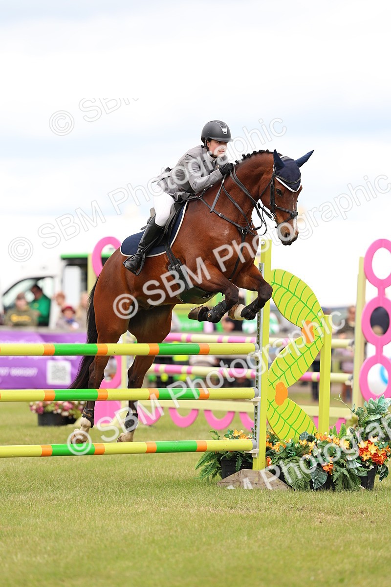 SBM_13926 - Class 206 - Senior Newcomers - 1.10m Open