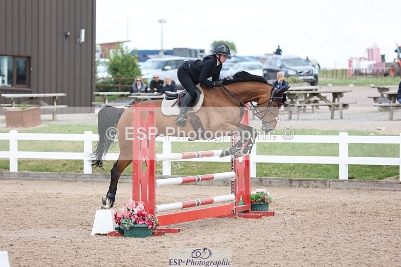 250509-150059-08037 - Cls 22 1.05m Amateur Qualifier