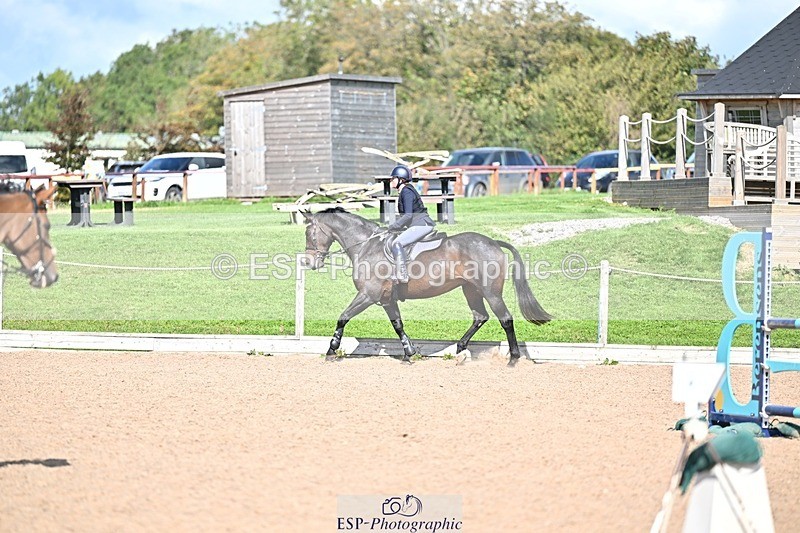 250924-132002-00416 - Cls 4 Newcomers and 1.10m Open